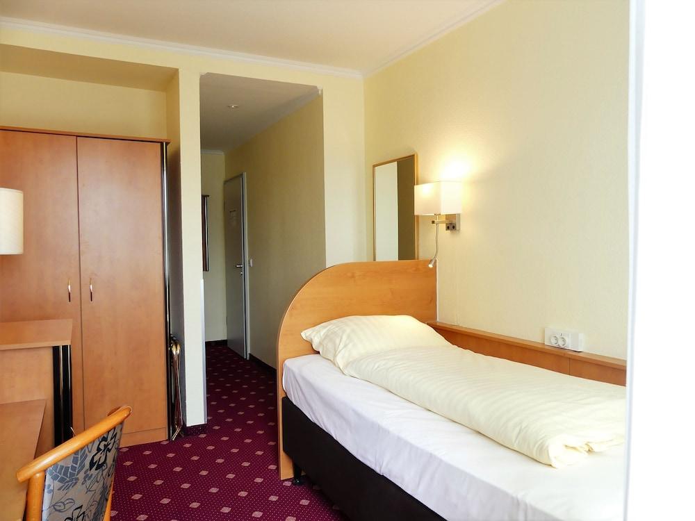Hotel Boulevard Κολωνία Εξωτερικό φωτογραφία