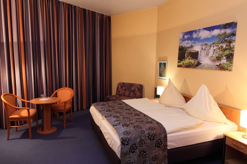Hotel Boulevard Κολωνία Εξωτερικό φωτογραφία