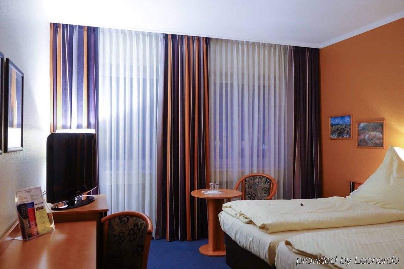 Hotel Boulevard Κολωνία Εξωτερικό φωτογραφία