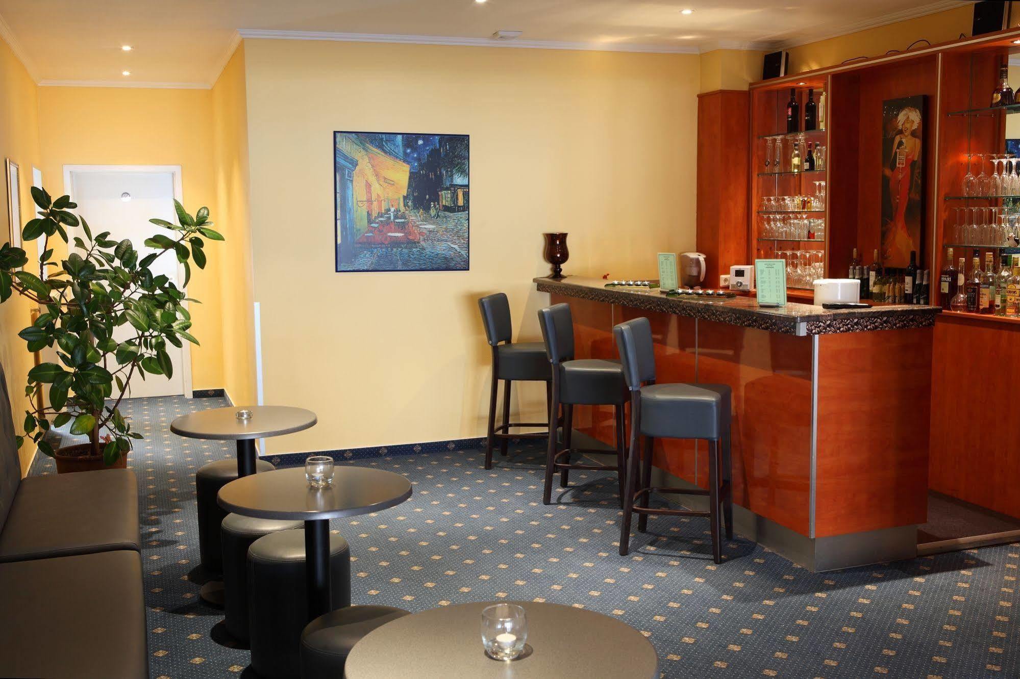 Hotel Boulevard Κολωνία Εξωτερικό φωτογραφία