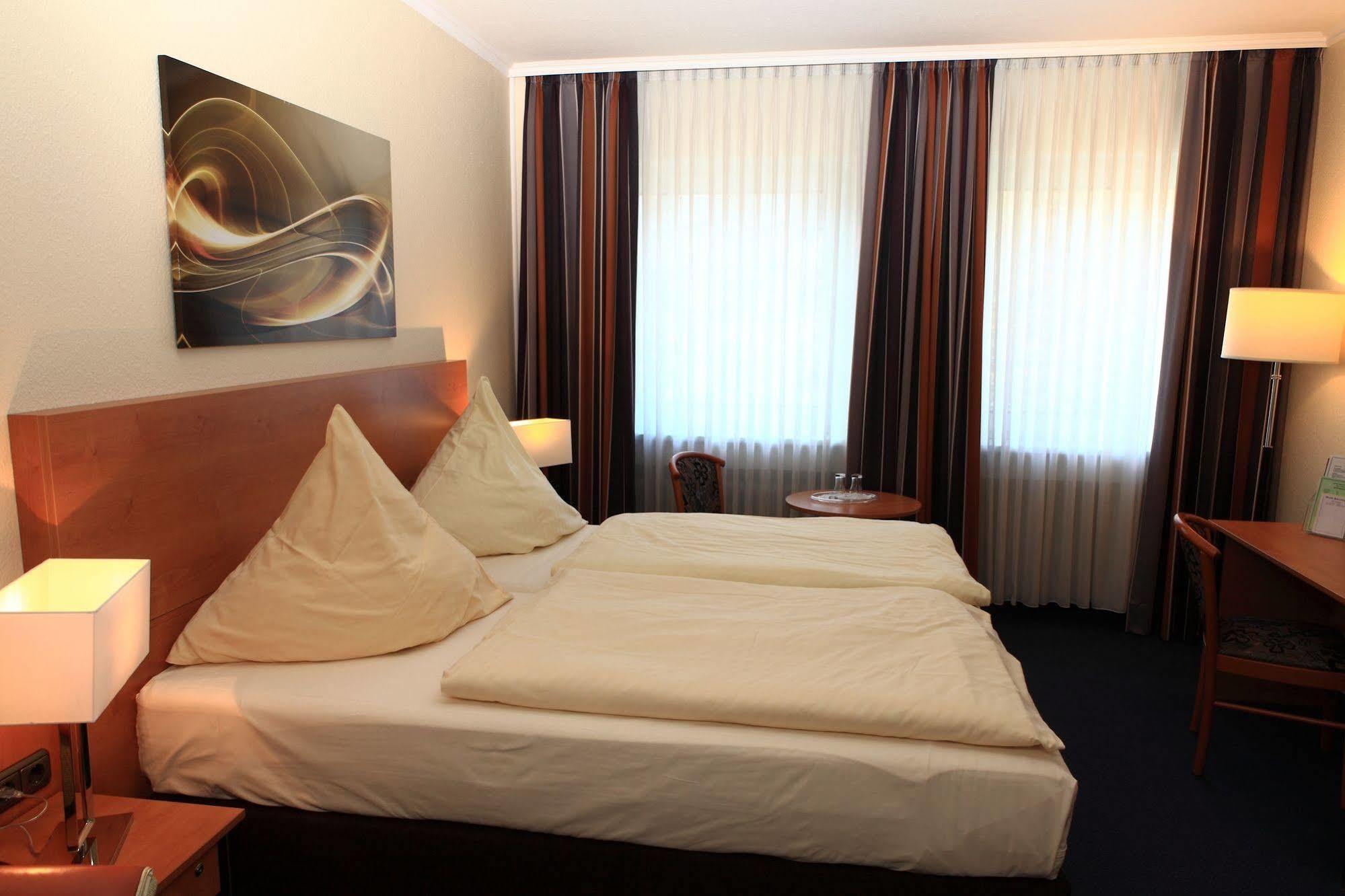 Hotel Boulevard Κολωνία Εξωτερικό φωτογραφία