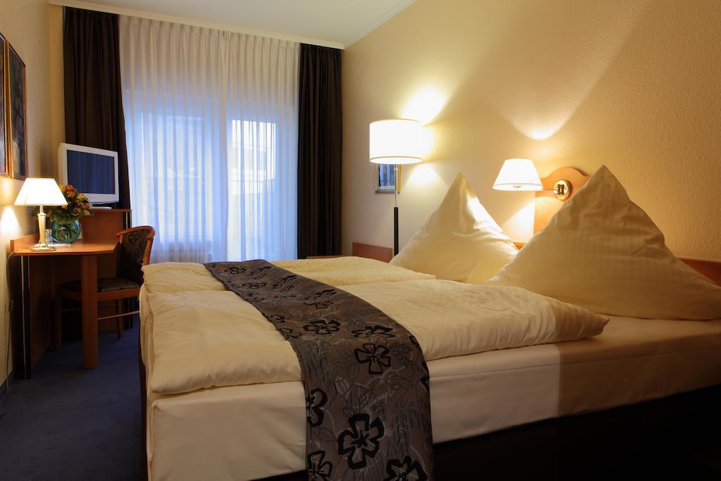 Hotel Boulevard Κολωνία Εξωτερικό φωτογραφία